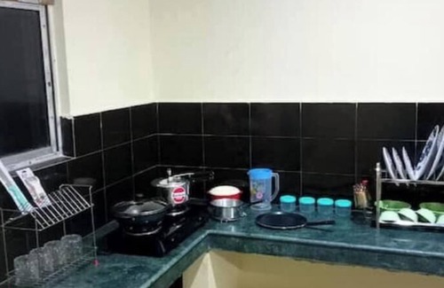 Sualkuchi Apartment | Elegance~ A Charming room with Air Cooler,wifi