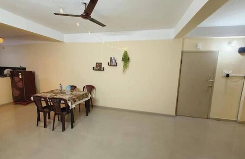 Sualkuchi Apartment | Elegance~ A Charming room with Air Cooler,wifi