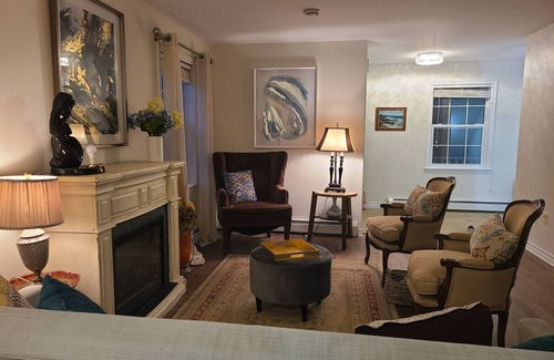 Halifax House | Elegance & Style With Custom Canopy Beds