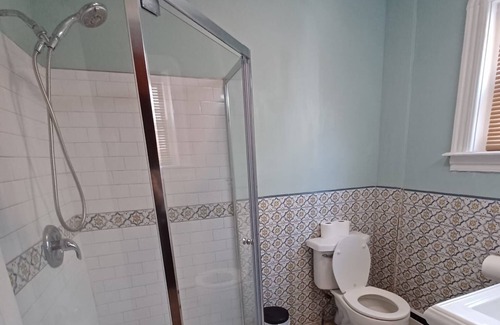 Pawtucket Apartment | Elegant 1BR/Private, cozy 1st FL near Providence, Brown, Easy I-95 to Boston