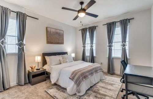 McNeil Apartment | Elegant 1BR with resort style pool near The Domain