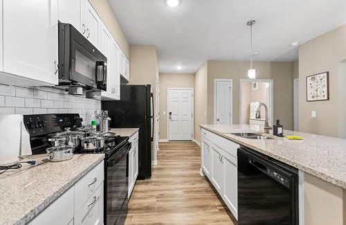 Melbourne Apartment | Elegant 2 Bed/2 Bath Apartment in Melbourne FL