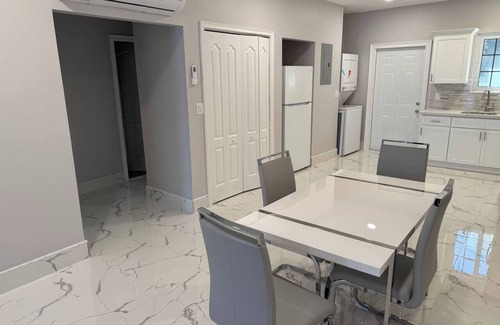 Bahamas Terrace Apartment | Elegant 2 bed-2 bath