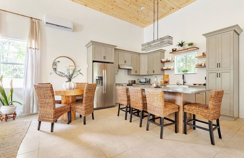 Sanford House | Elegant 2-bedroom 2-bathroom house in charming Sanford.