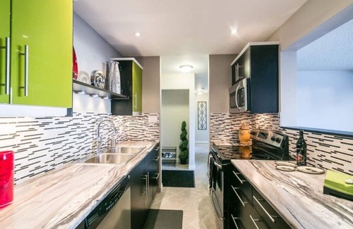 Jasper Place Condo | Elegant 2-bedroom condo with in-suite laundry