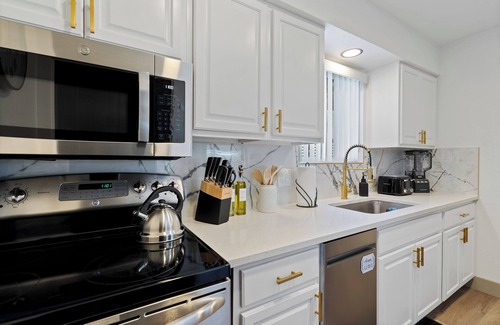 Tucson House | Elegant 2-bedroom townhome in Central Tucson with WiFi, AC