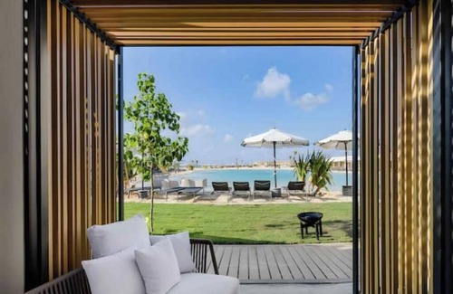 Ad-Dab'ah Cabin | Elegant 2-BR Cabin Casa Cook