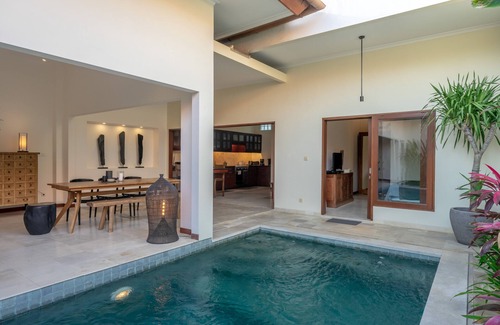 Legian Villa | Elegant 2BR Villa in Legian->5min walk to Beach