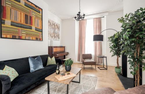 Holland Park Apartment | Elegant 3Bed Apartment in Kensington Olympia