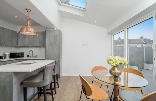 Island Gardens House | Elegant 3Bedroom Retreat Minutes from Canary Wharf