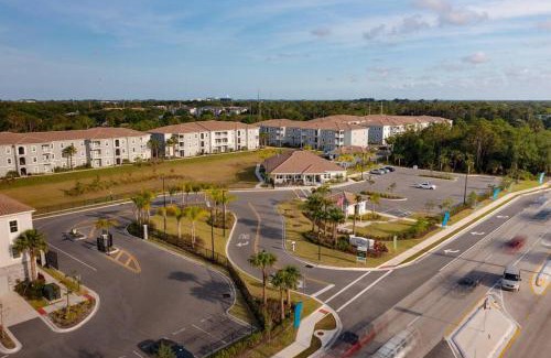 Melbourne Apartment | Elegant 3BR/2BA Condo Near Beaches & Attractions