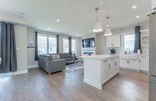 Port Stanley House | Elegant-4BR-retreat-Port Stanley