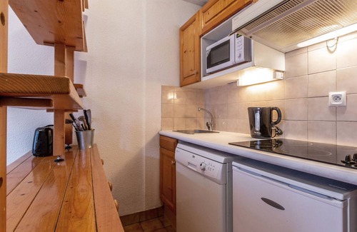 Le Cret Apartment | Elegant and quiet studio in Val-d'Isère, near the center, no WIFI or parking