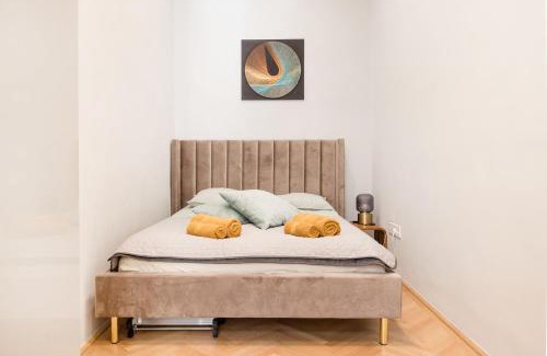 Ujlipotvaros Apartment | Elegant and spacious holiday home
