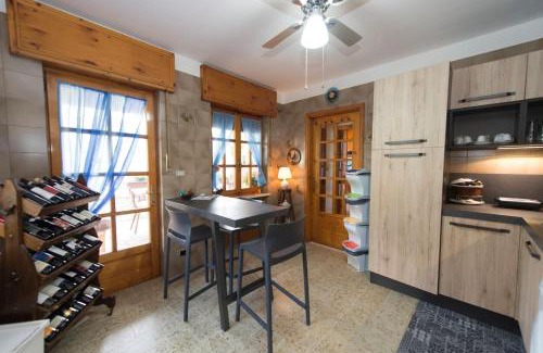 Villa-Nabian Apartment | Elegant Apartment near Villa-nabian with Shared Pool