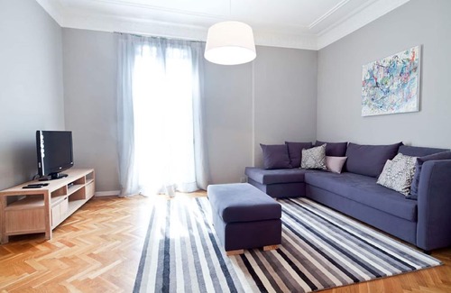 Dreta de l'Eixample Apartment | ELEGANT APARTMENT IN THE CENTER OF BARCELONA