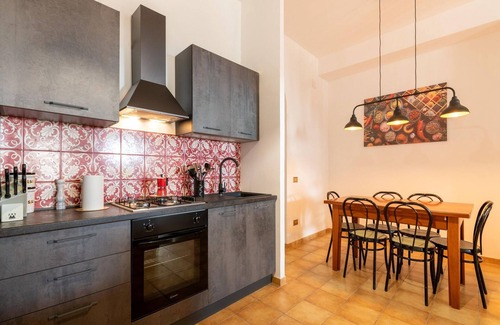 Buonalbergo Apartment | Elegant Apartment in Buonalbergo near Town Center
