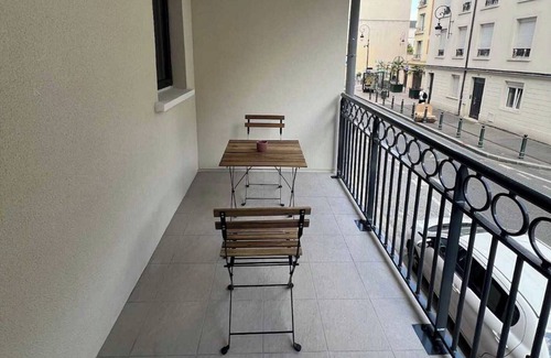 Suresnes Apartment | Elegant Appt - 1BDR/2P - Near Paris & La Défense