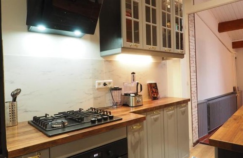 Laon Villa | Elegant Bourgeoise Style House with Garden
