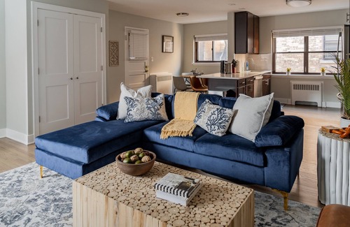Evanston Apartment | Elegant|Brand New Remodeled|1BR|Next to Beach
