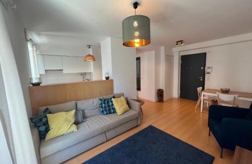 Mouraria Apartment | Elegant Castle View