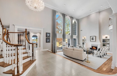 Milton House | Elegant Chateau on Lake with pool, spa, vineyards, 6 kitchens, and much more!