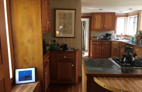 Yarmouth House | Elegant Country Cape on 5 secluded acres