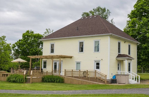 Picton House | Elegant Country Home in Prince Edward County