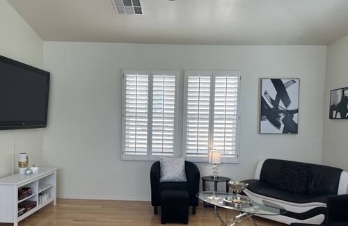 Tramonto House | Elegant Desert Hideaway - immaculate contemporary style home in North Phoenix.