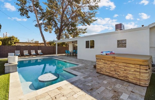 Park Scottsdale One House | Elegant Desert Sanctuary w/Heated Pool & Hot Tub