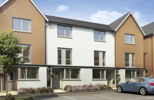 Reading House | Elegant Double Room with private bathroom in Central Reading