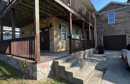 Bedford House | Elegant Estate is close to , UT, MudHens, Inverness and Highland Meadows Golf.