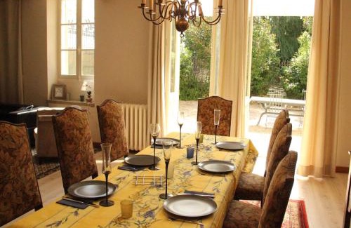 Bouix House | Elegant Family Home in Bouix