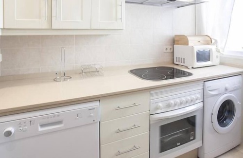 Marbella Apartment | ELEGANT FLAT FOR A HOLIDAY TO REMEMBER IN THE HEART OF MARBELLA’S GOLDEN MILE