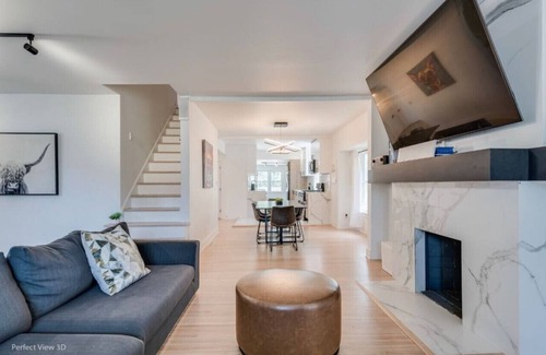 Elmhurst House | Elegant Haven: 4BR/3BA Retreat