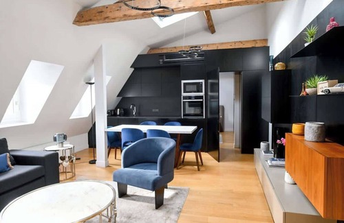 Champs-Elysees Apartment | Elegant Home 2BDR/6P Near Champs Elysées