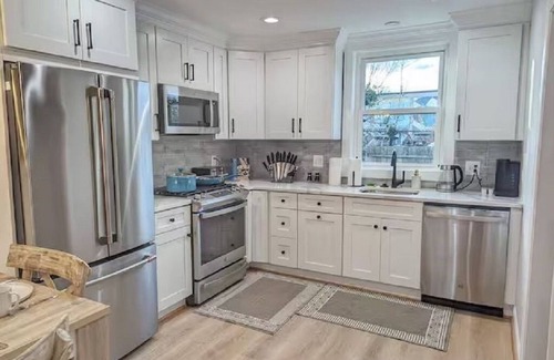 Potomac West House | Elegant Home 8 mins to Washington DC & Old Town!