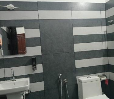 Munroe Island House | Elegant Homestay