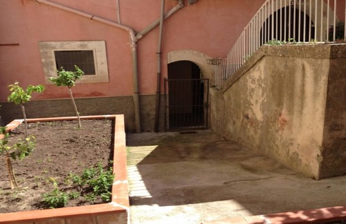 Monterosso Almo House | elegant house in the center of the village
