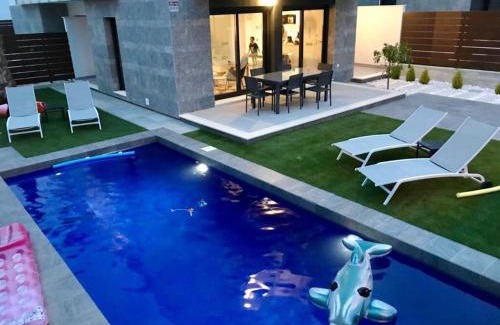 Lo Rufete House | Elegant House with Pool in Vistabella