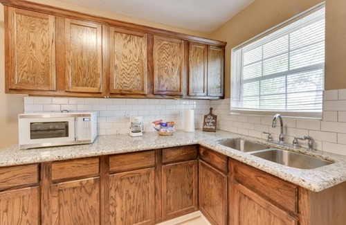Lake Charles Apartment | Elegant Lake Charles Apartment