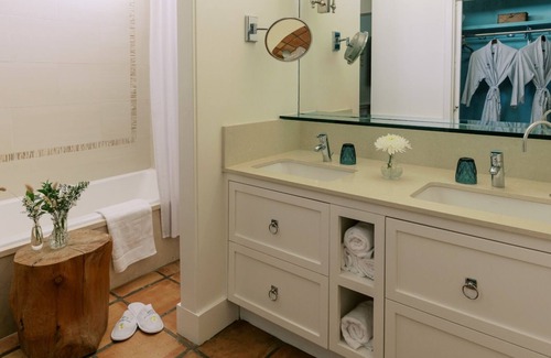 Lake Austin Village Hotel | Elegant Lakefront Stay: Yoga, Hydro Biking & Gourmet Dining