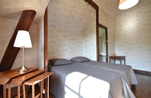 Pays-de-Belves House | Elegant Mansion Stay in Belvès
