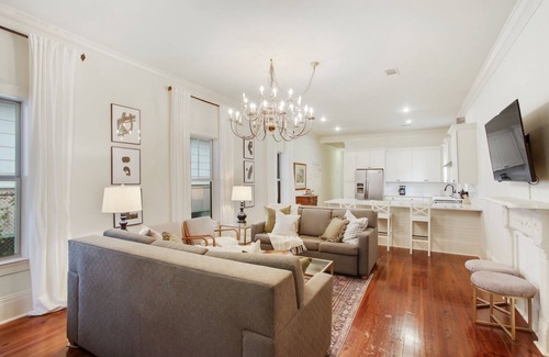 Mid-City District House | Elegant Mid-city gem near City Park & Streetcar. Walk to Voodoo & Jazz Fest