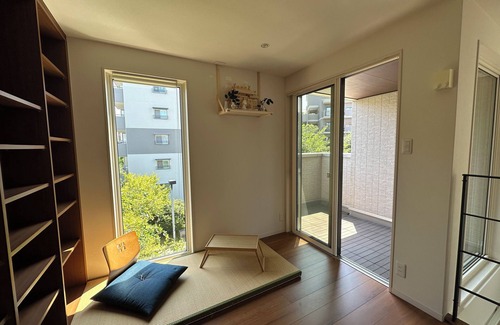 Chuo-ku House | Elegant Modern 3-bedroom in enjoyable hip central Ropponmatsu, Fukuoka