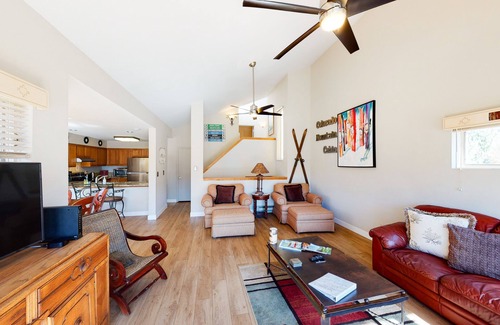 Edwards House | Elegant Mountain-View Condo with Backyard Trails | 8 Minute Walk to Riverwalk