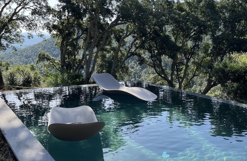 Suvereto Villa | Elegant residence located on a tuscan hill with swimming pool and a tennis court