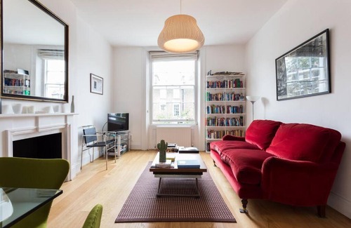 Camden Town with Primrose Hill Apartment | Elegant, self contained, 1 bed in Victorian villa