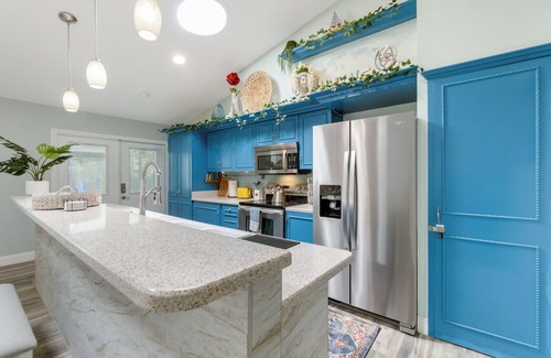 Palm Bay House | Elegant Space Coast Private Pool Home w/Garden, Fire Pit, and Billiard Room