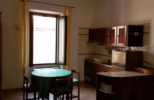 La Maddalena House | elegant studio apartment in the historic center.